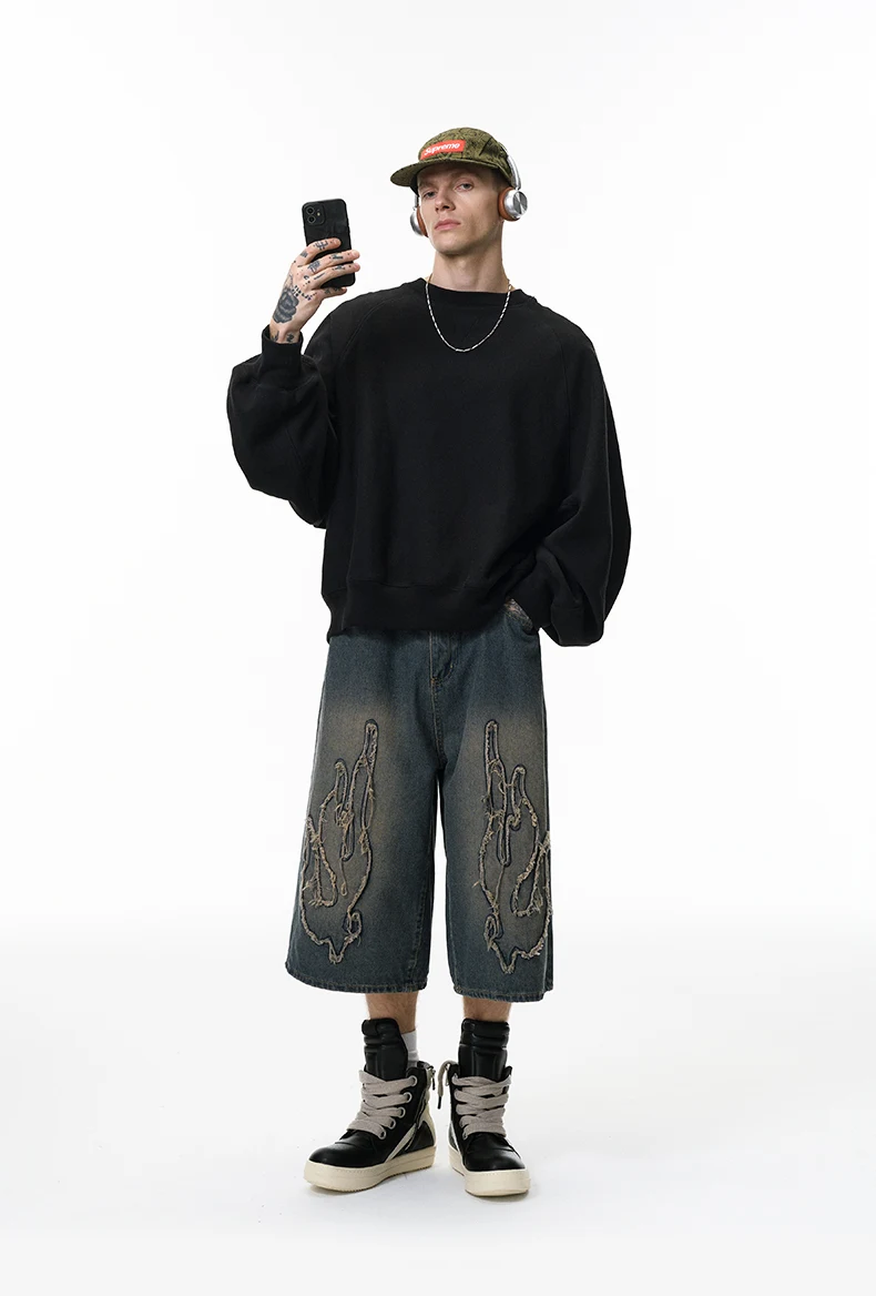 Batwing Horizontal-Knit Sweatshirt image 14