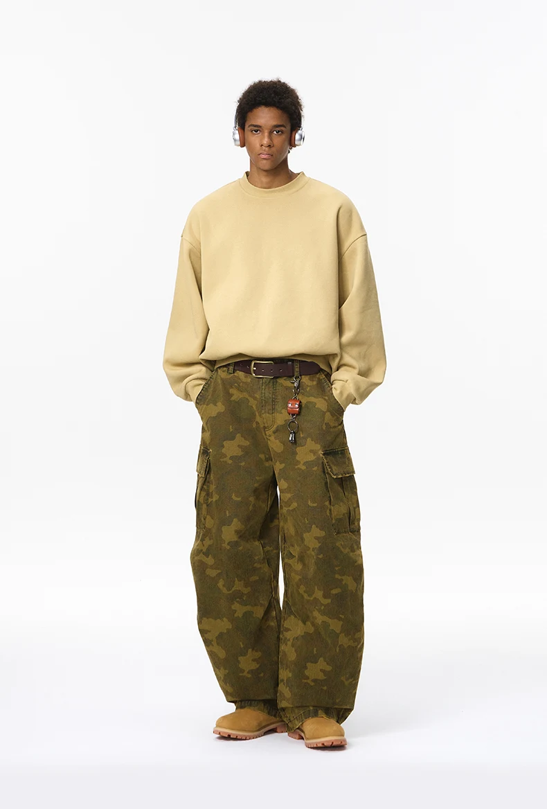 Fleece Scimitar-Sleeve Crewneck image 6