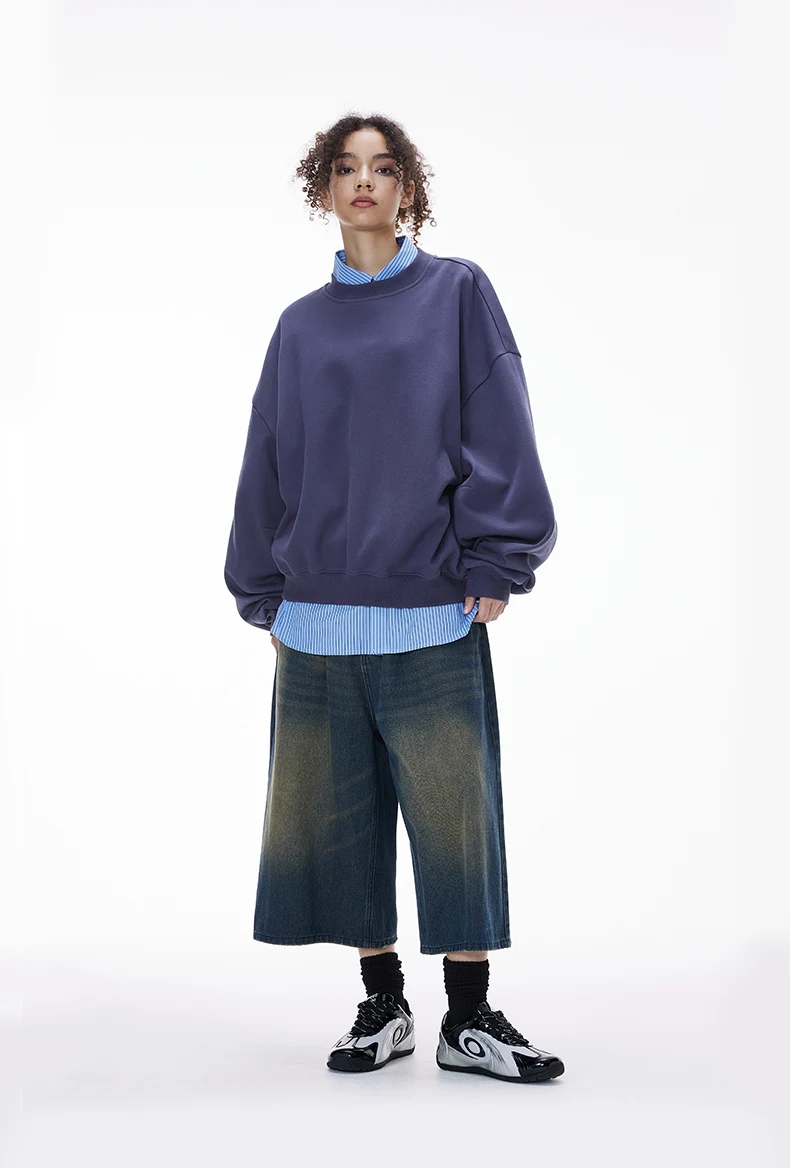 Fleece Scimitar-Sleeve Crewneck image 10