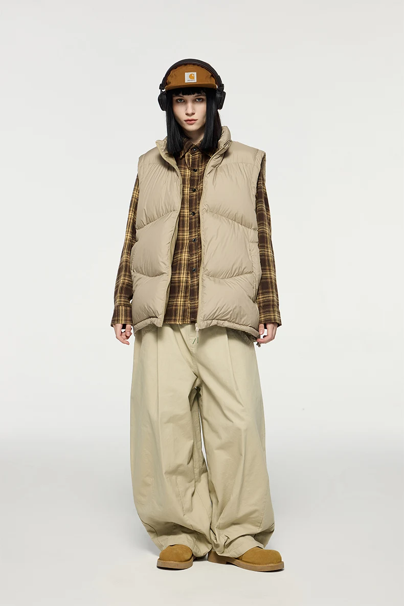 Lightweight Packable Puffer Down Vest image 13