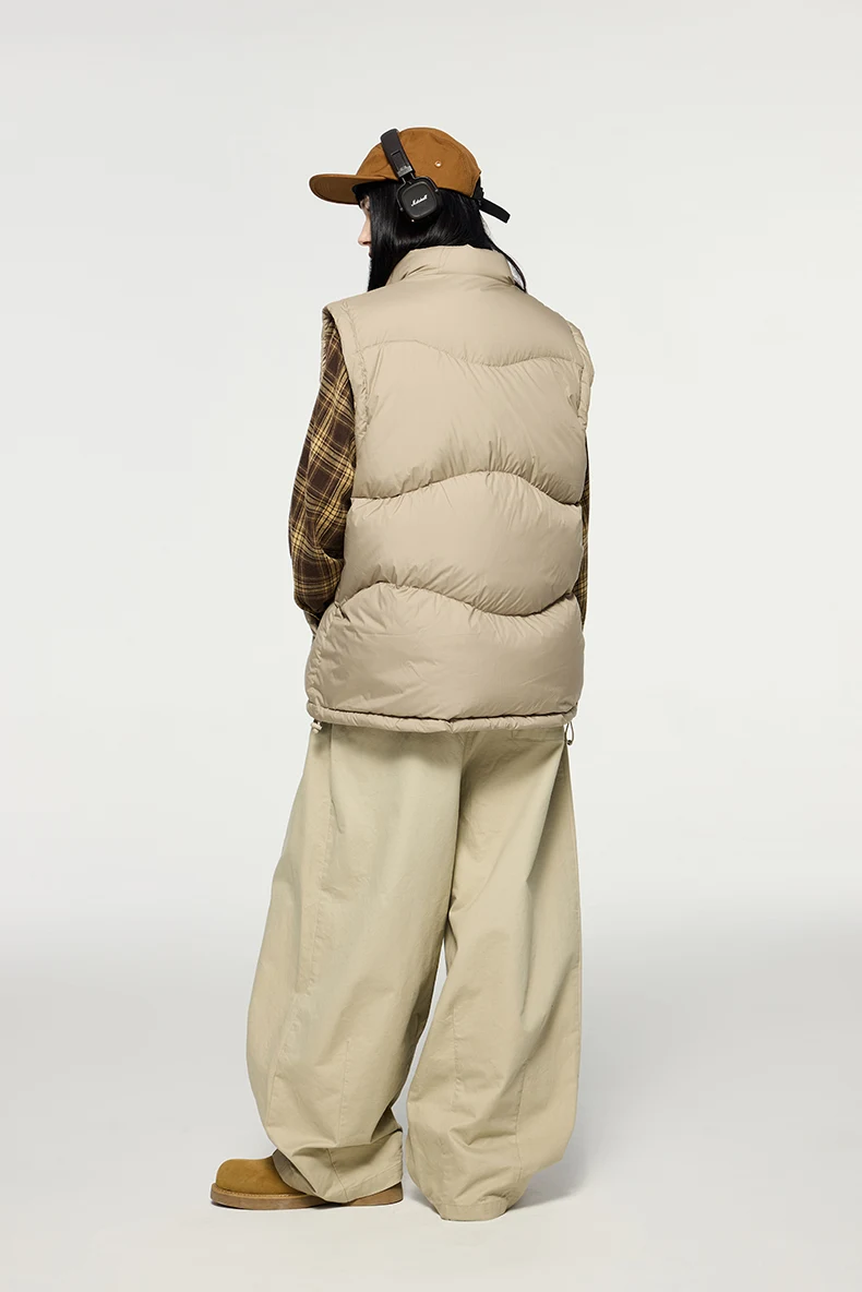 Lightweight Packable Puffer Down Vest image 14