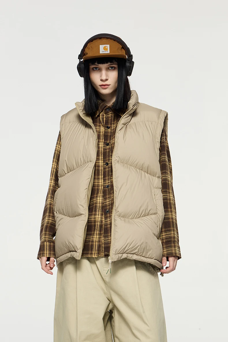 Lightweight Packable Puffer Down Vest image 15