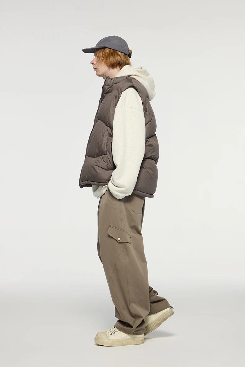 Lightweight Packable Puffer Down Vest image 18