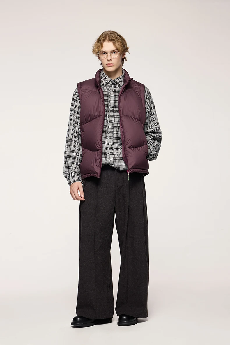 Lightweight Packable Puffer Down Vest image 19