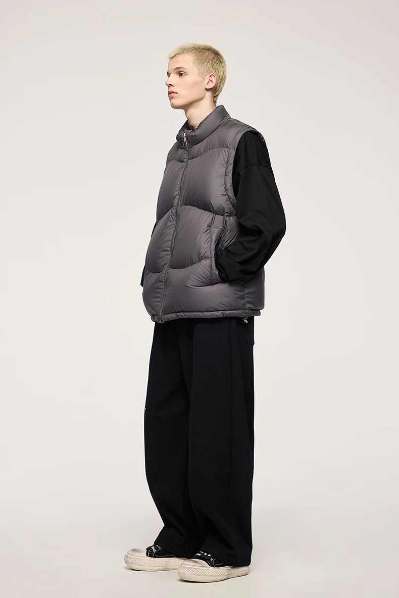 Lightweight Packable Puffer Down Vest image 28