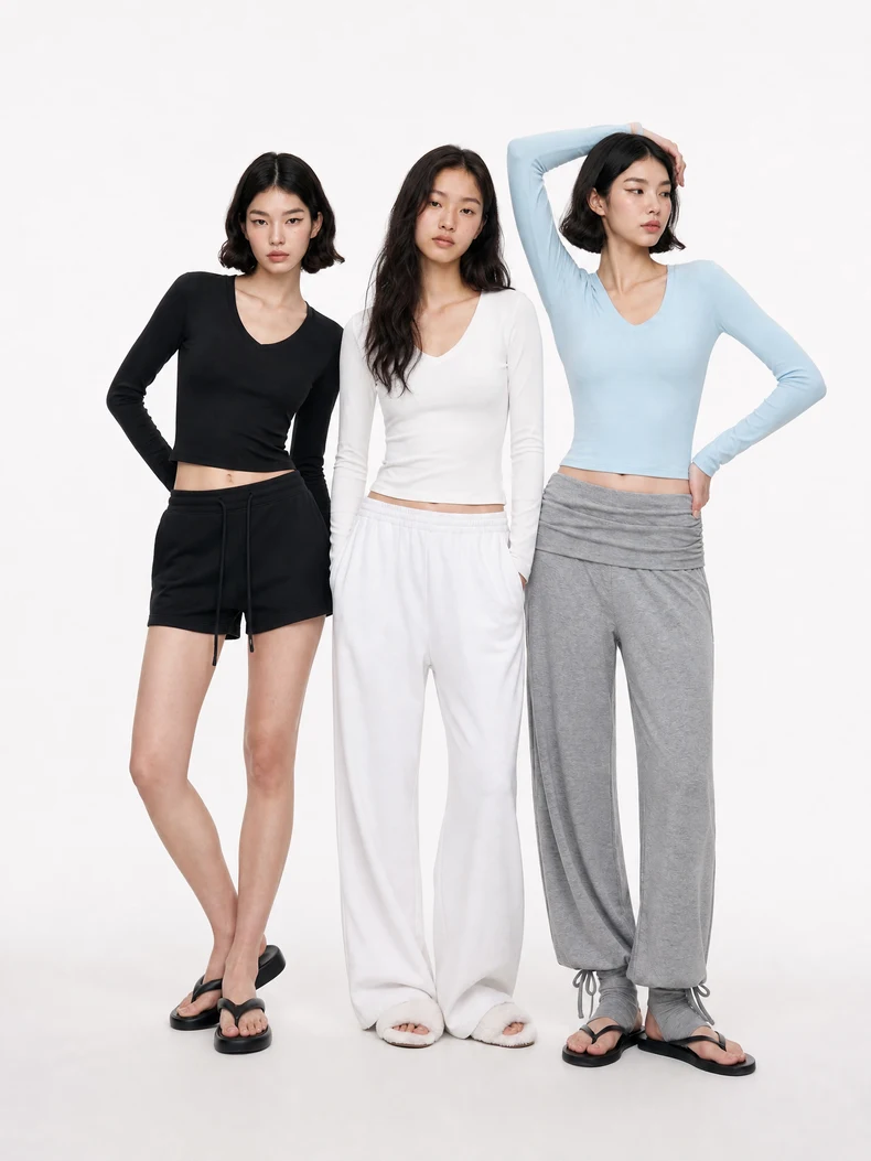 V-Neck Slim Wool Base Layer